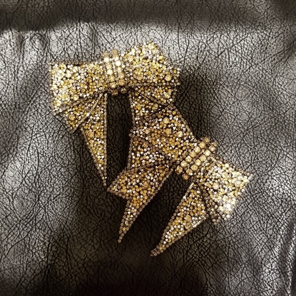 Shoe Accessories - Picture 1 of 3